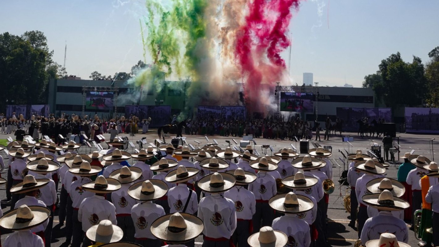 Desfile del 20 de Noviembre 2023 en CDMX En Vivo Sigue Aquí la