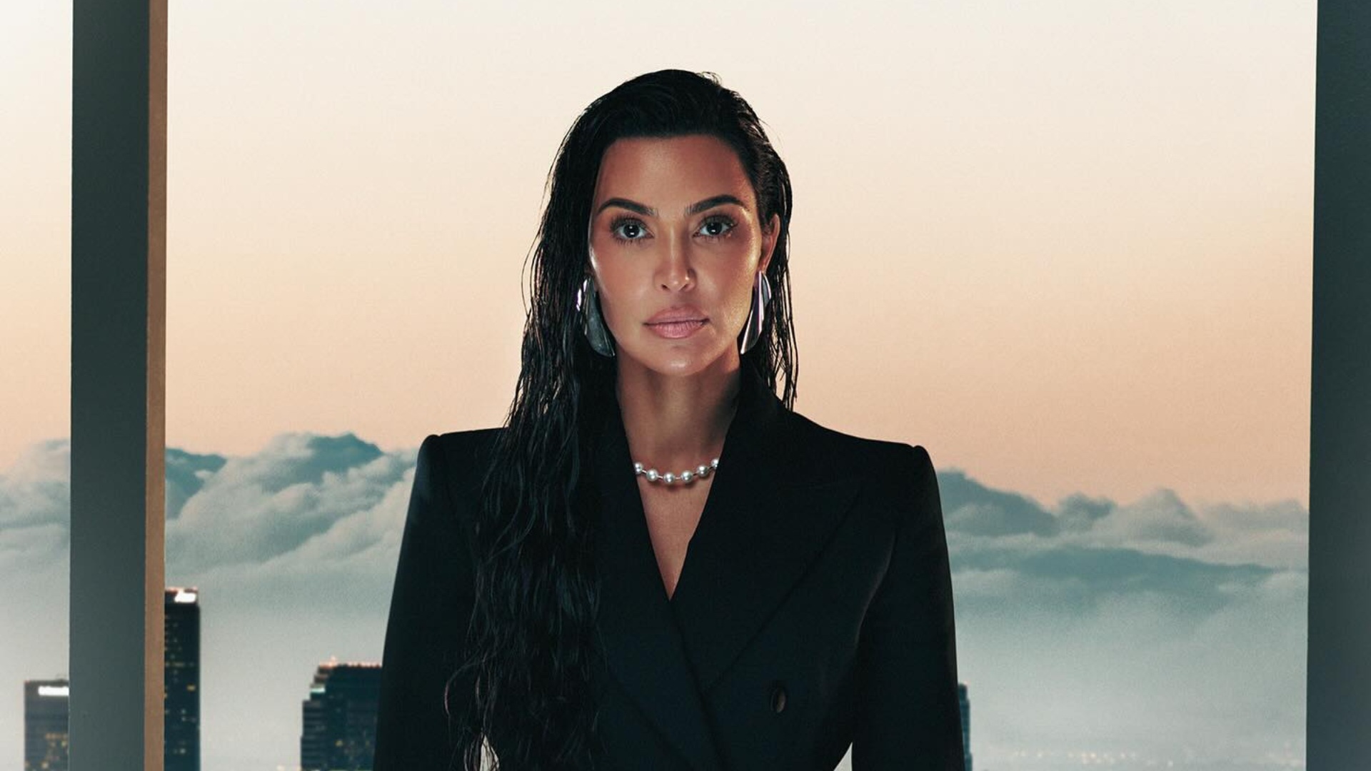 Kim Kardashian Sorprende Al Ser Nombrada ‘Hombre Del Año’ Por GQ | N+