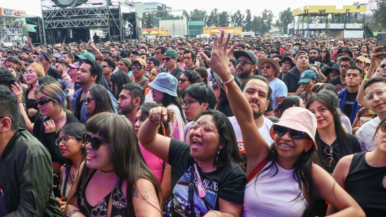 Vive Latino 2024 Da Pistas Para Conocer Cartel Estas Son Las   Vive Latino Señales Vida 2024 