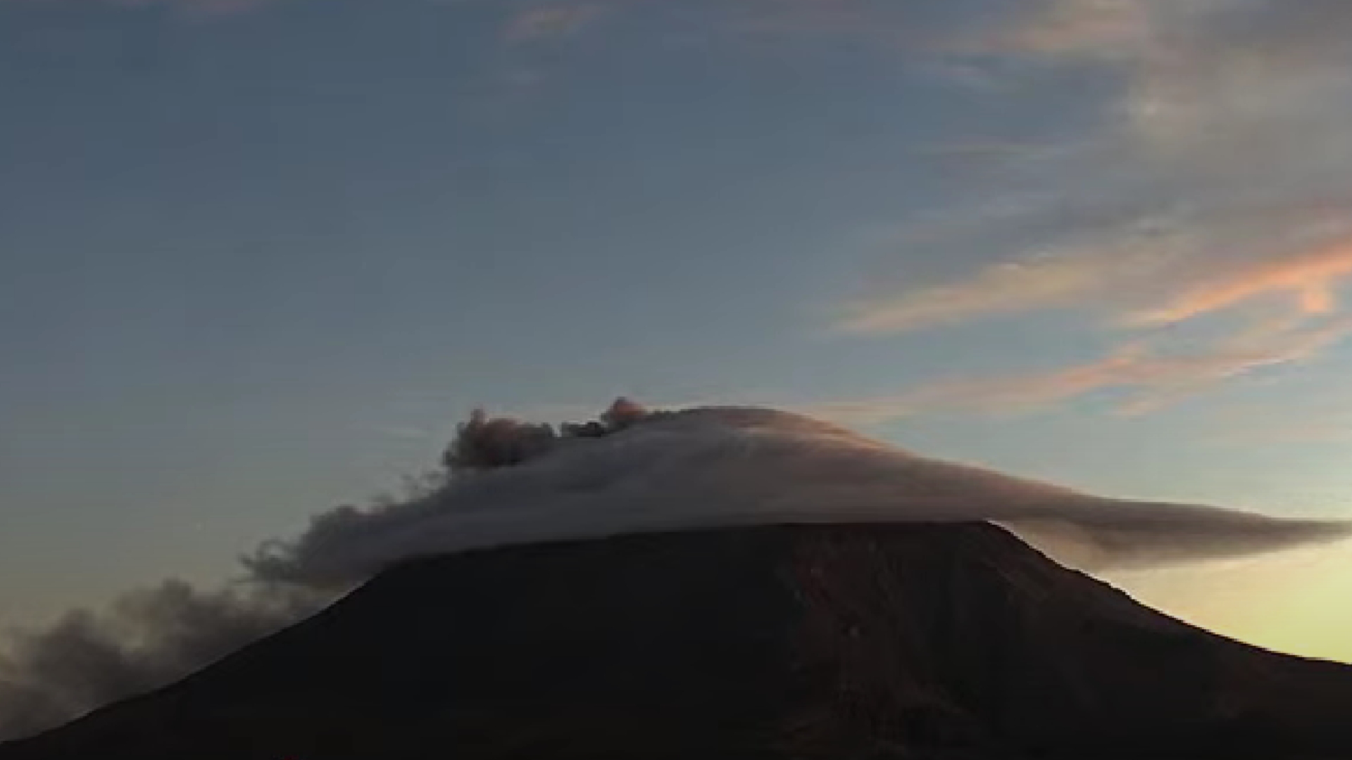 Volcán Popocatépetl Con Intensa Actividad En Últimas Horas N