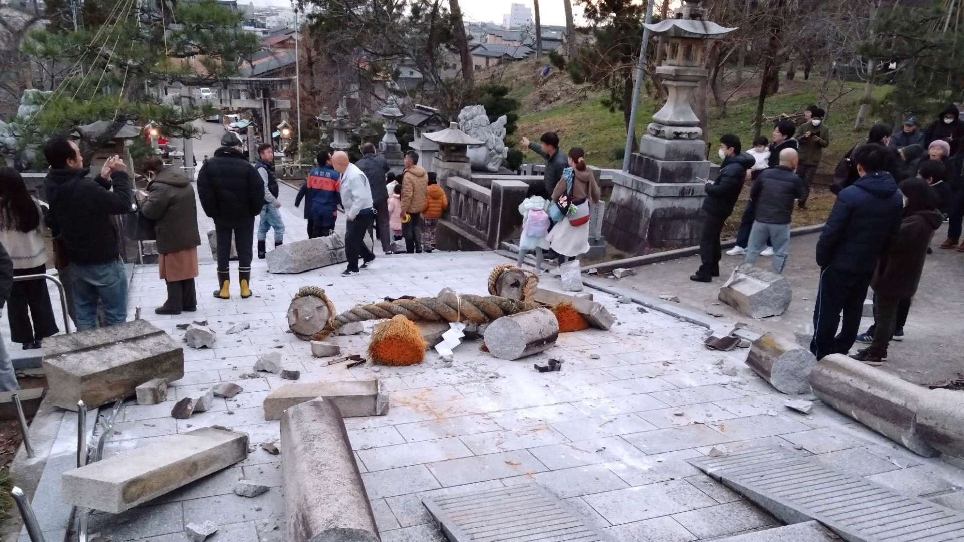 Terremoto en Japón Hoy 2024 Personas Atrapadas en los Piden