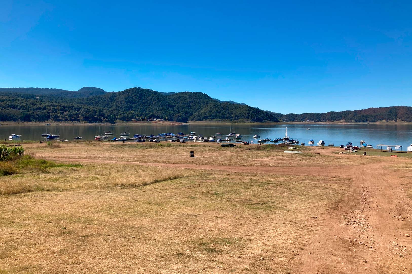 Crisis Hídrica en el Cutzamala Amenaza a Valle de Bravo N+