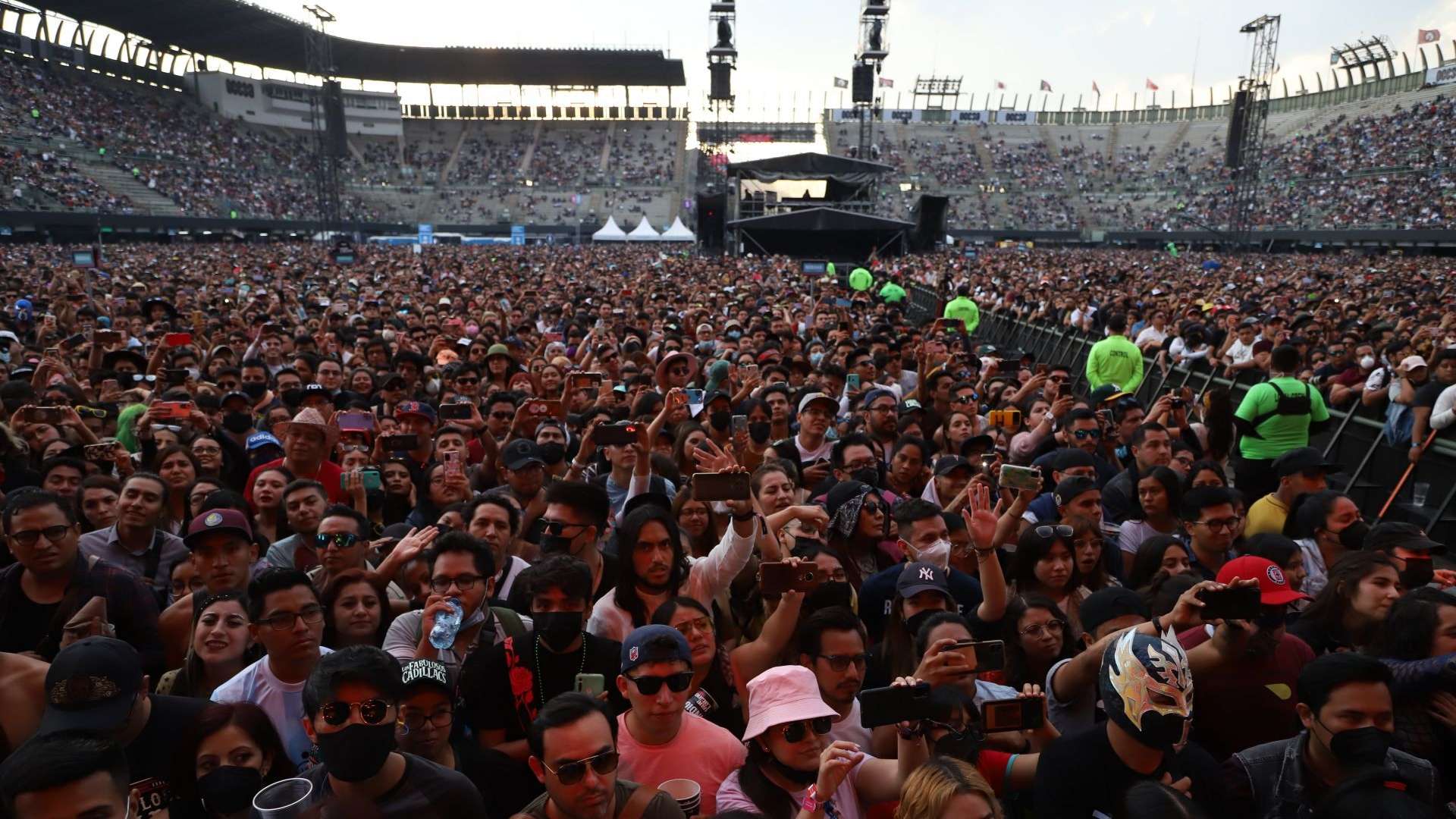 ¿Quién Va a Estar en el Foro Sol Hoy? Concierto de KPop Llenará