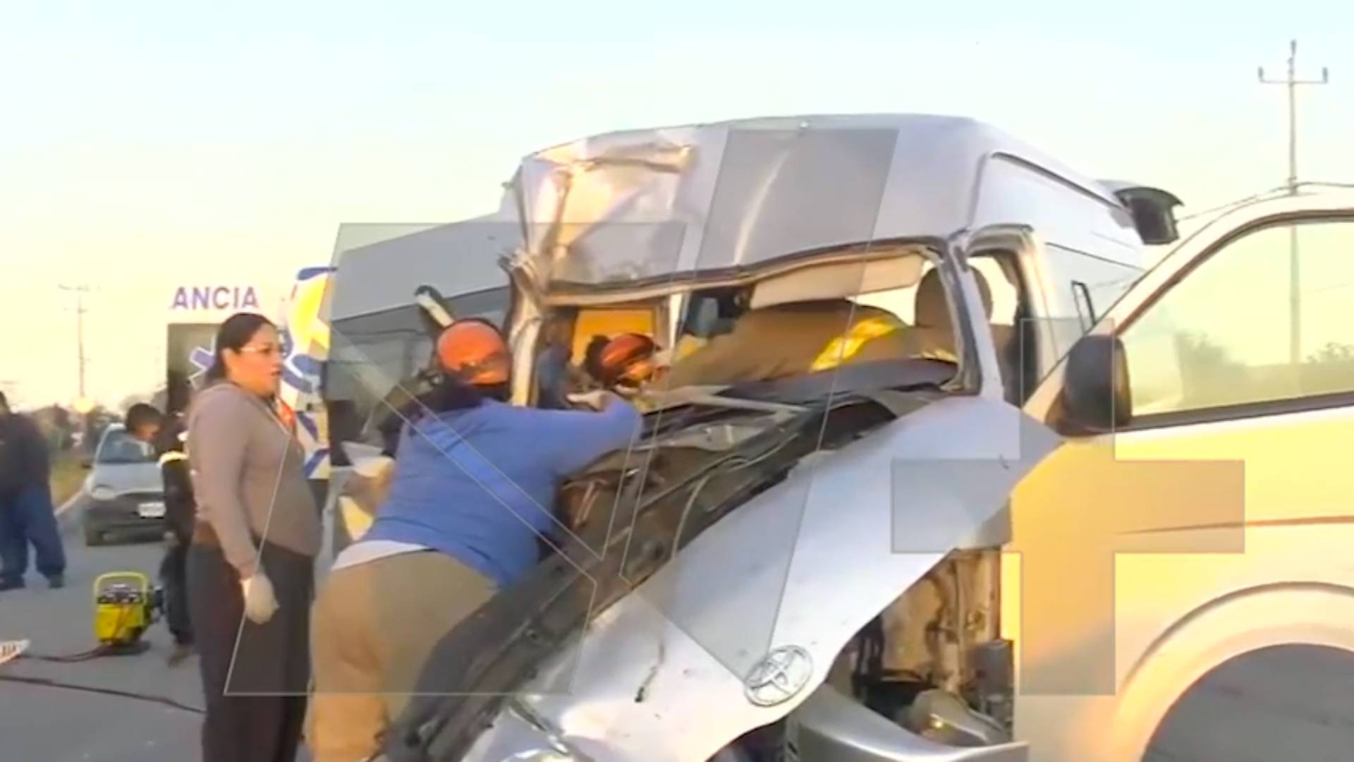 Choque de Transporte de Personal Deja 14 Heridos en Carretera Miguel ...