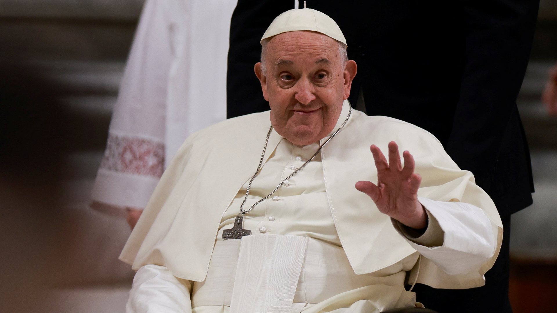 Papa Francisco Preside la Vigilia; Recuerda a los Pueblos Destruidos ...