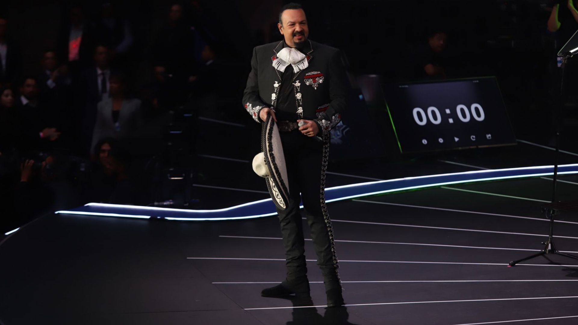 Pepe Aguilar Lanza 'Corazón a Medio Día', su Nueva Canción; Arranca su