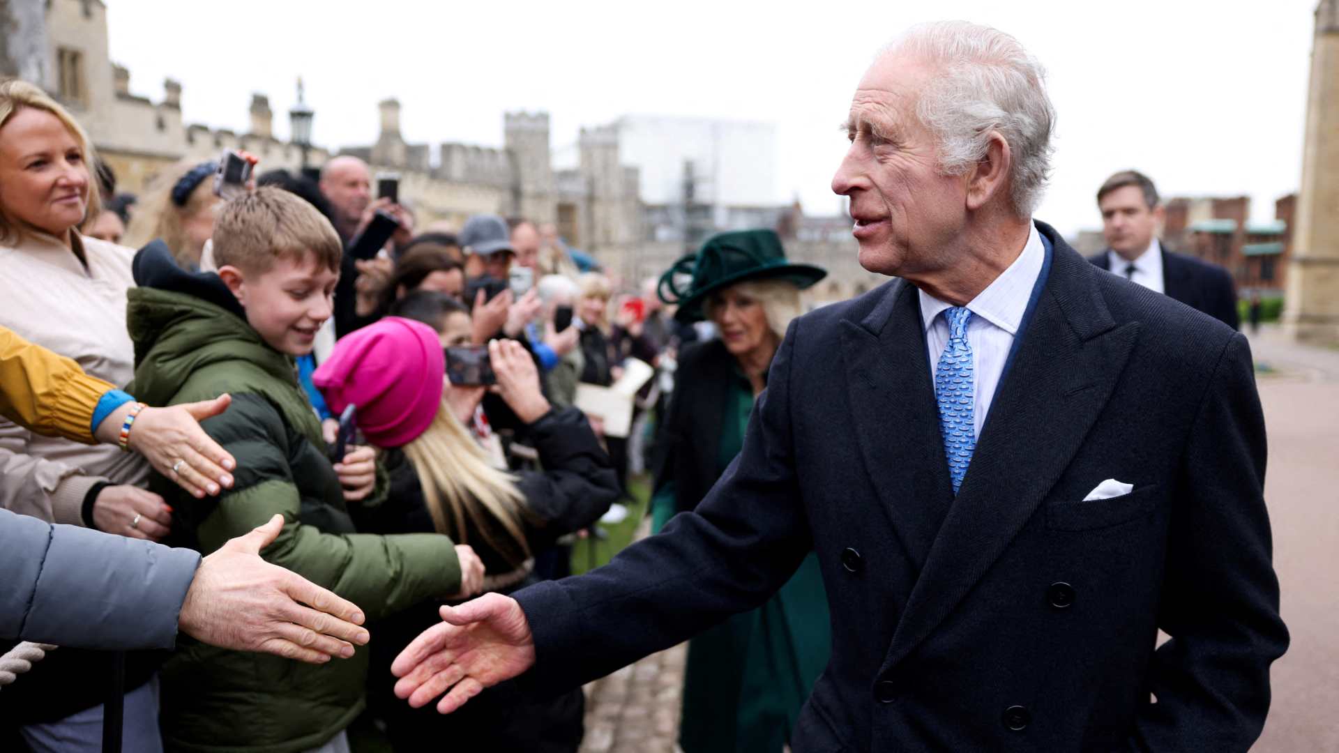 El Rey Carlos Iii Reaparece En La Misa De Domingo De Pascua En Windsor