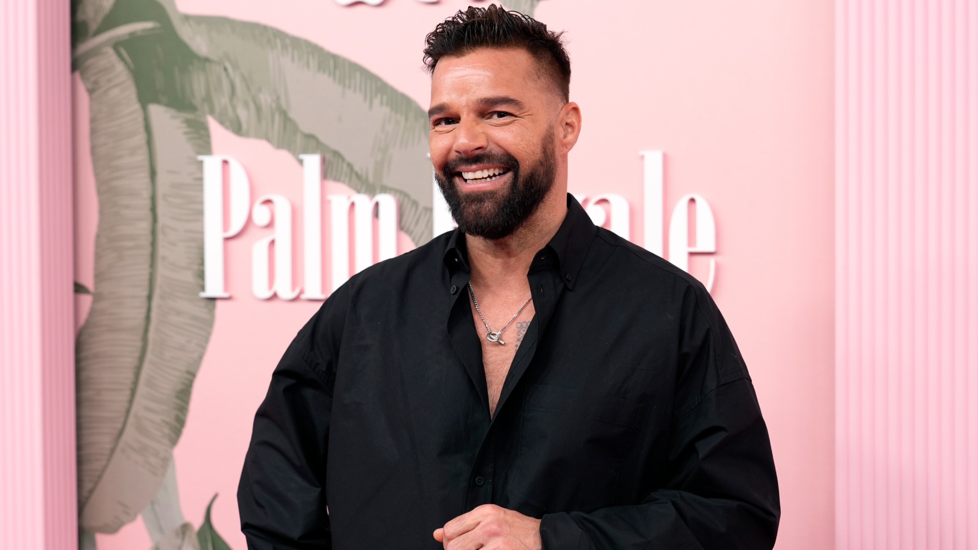 Ricky Martin Revela que su Padre fue Quien lo Animó a Salir del Clóset