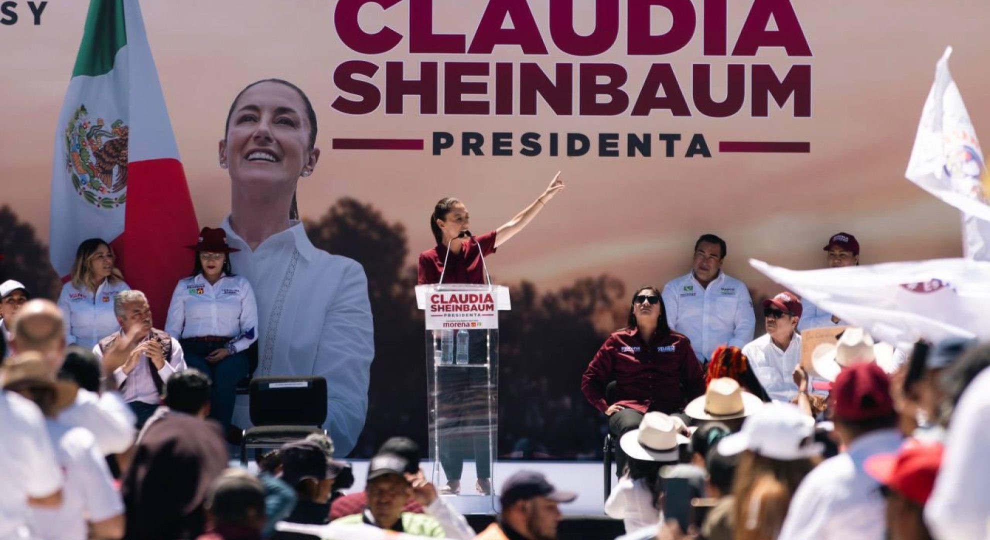 Sheinbaum Realiza Gira por Michoacán; Evalúa Asistencia a la Ibero | N+