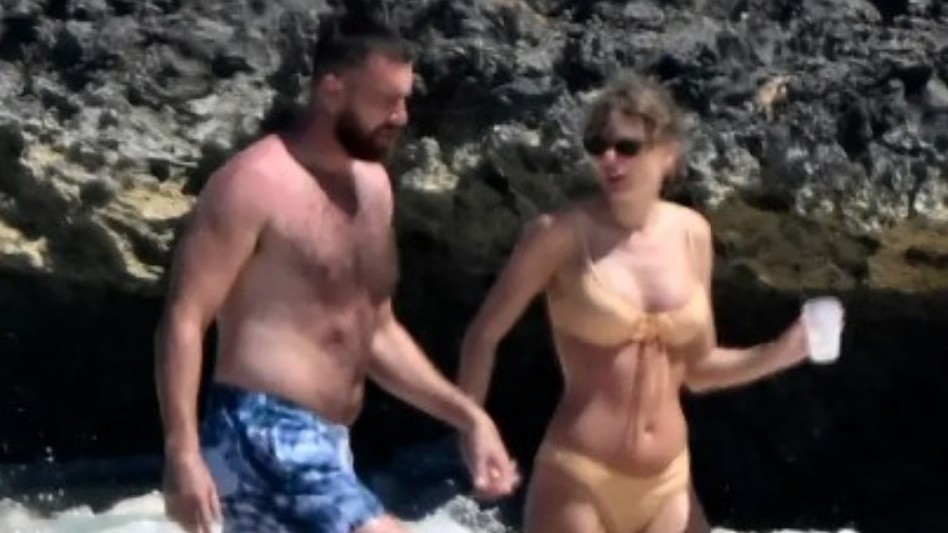 Taylor Swift y Travis Kelce fueron Captados de Vacaciones en Bahamas | N+