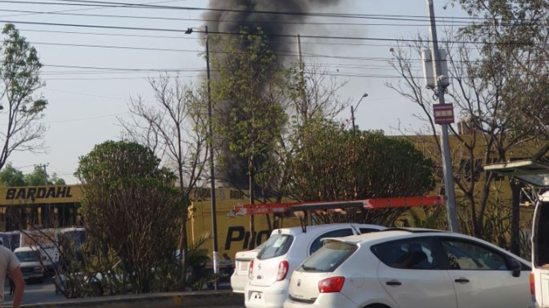 Mueren 3 Personas Por Caída De Helicóptero En Alcaldía Coyoacán De Cdmx N 0696