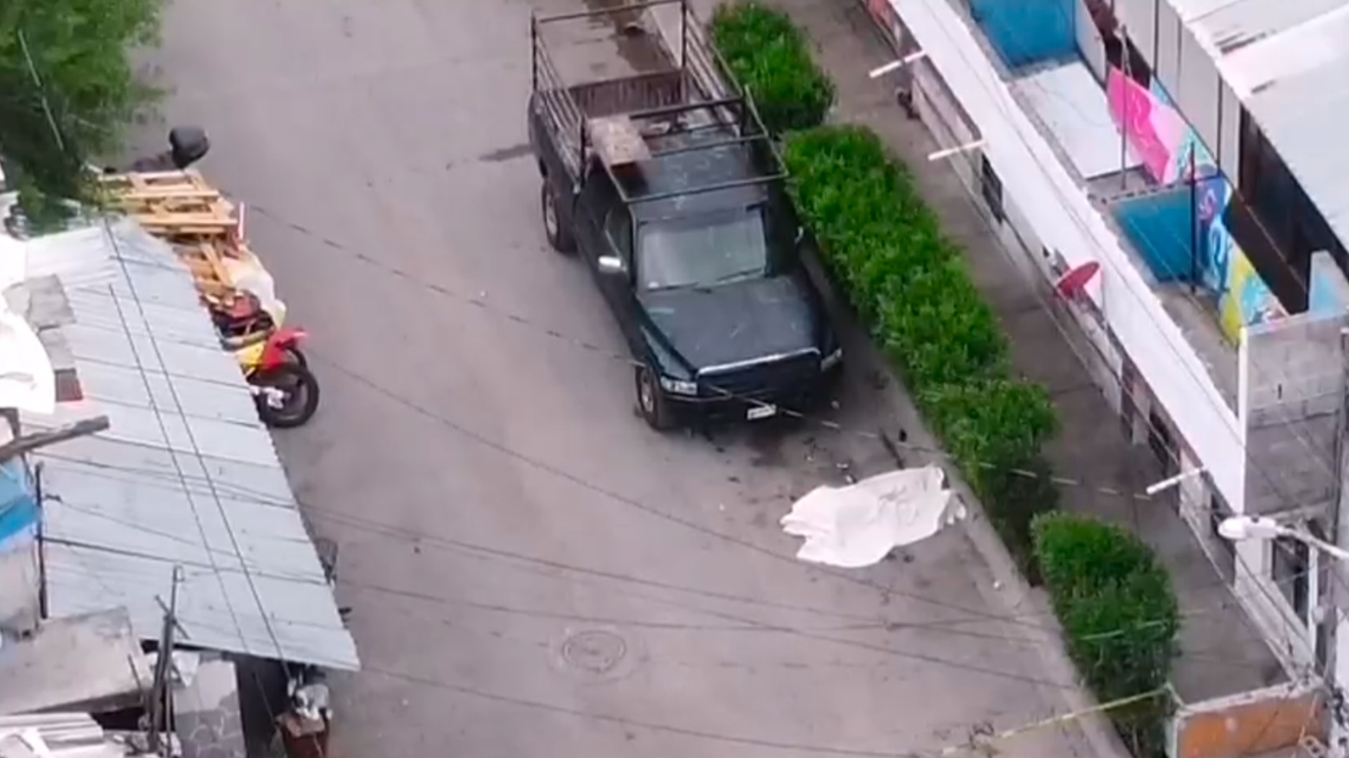 Hombre Es Asesinado a Balazos Frente a Su Casa en Monterrey | N+