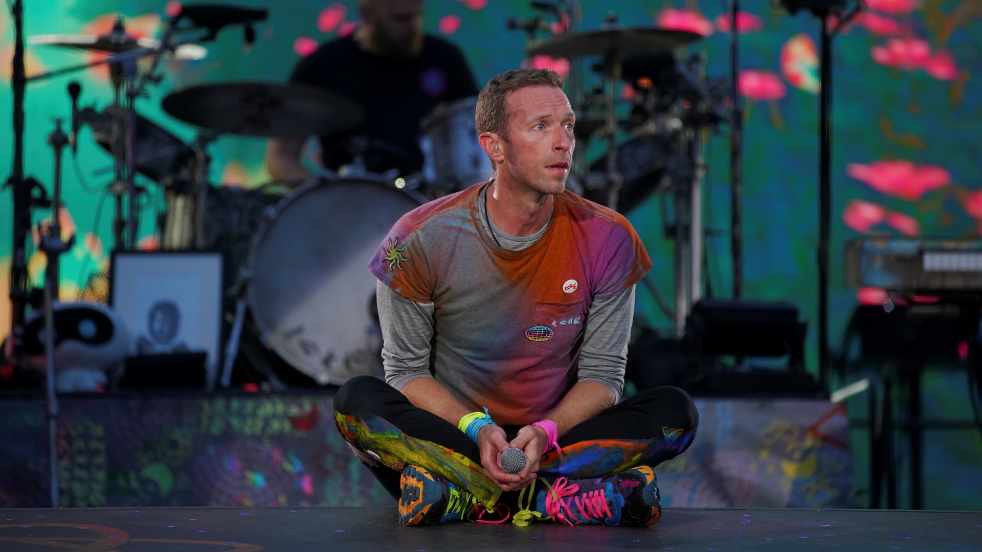 'itfeelslikeimfallinginlove': Coldplay Estrena Video de su Nueva ...
