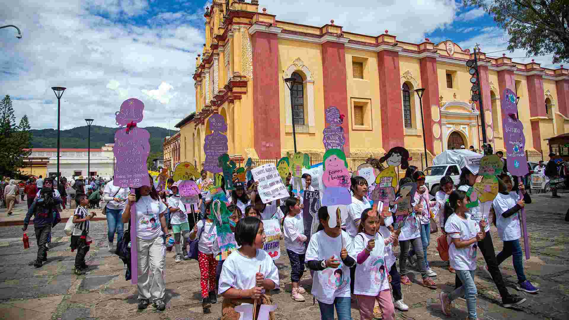 Mujeres Toman las Calles en Chiapas para Exigir el Fin de la Violencia | N+