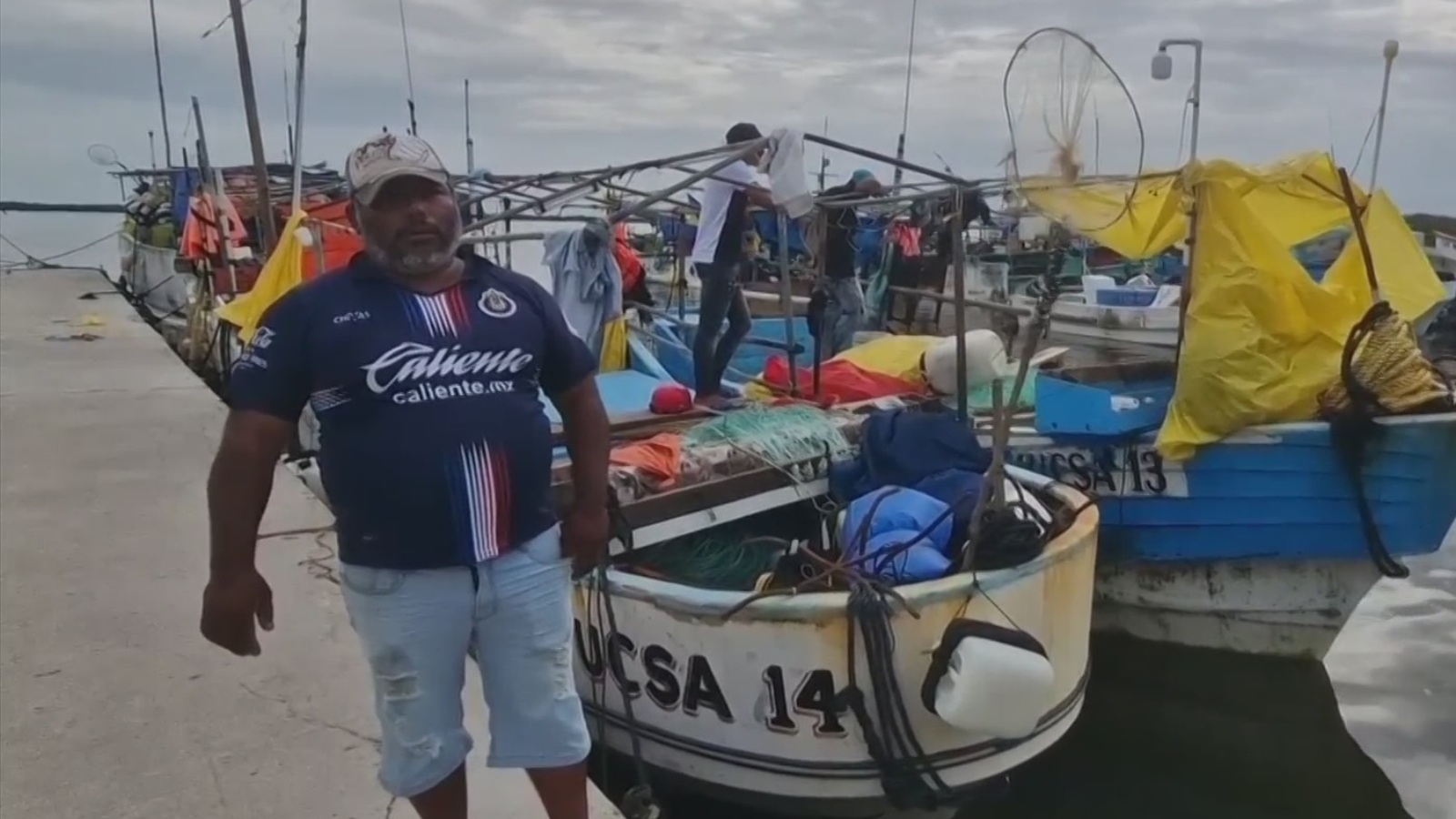 Sobreviven en una Isla al Norte de Yucatán en Medio del Paso del Huracán 'Milton'