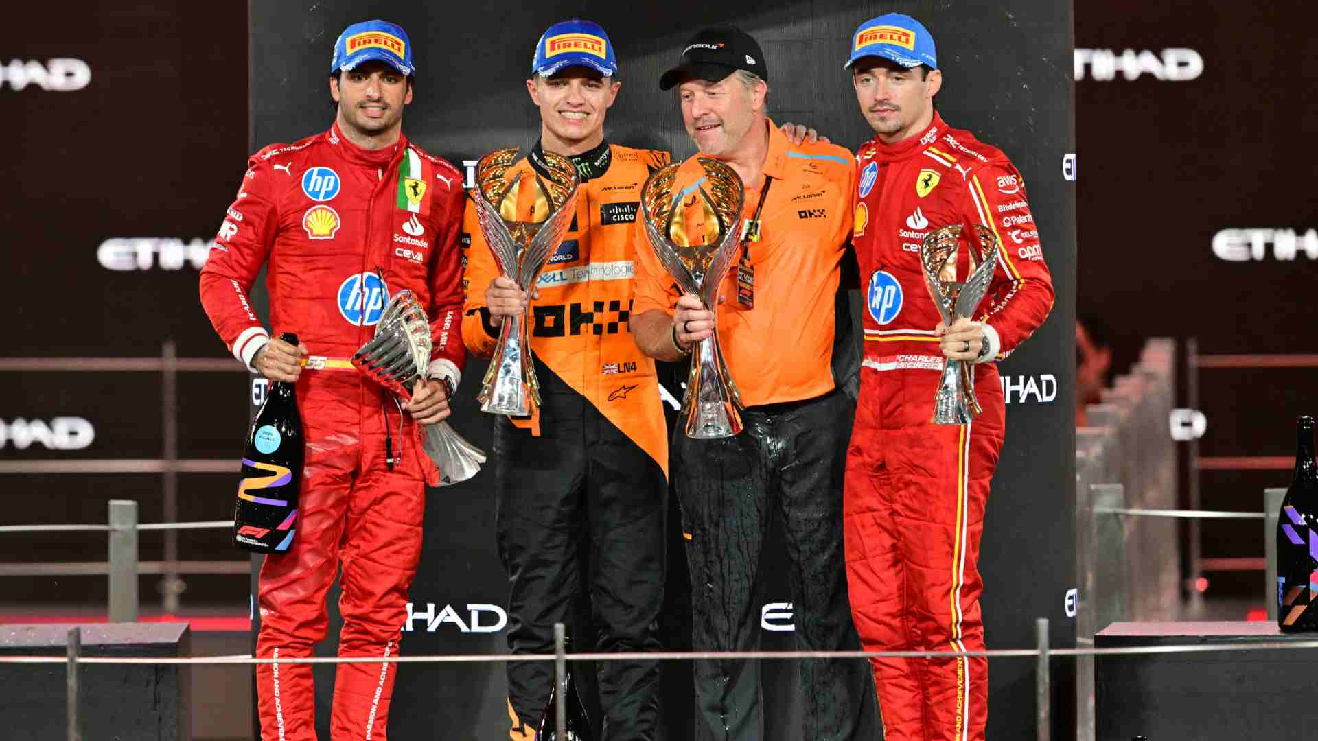 Lando Norris Gana el GP de Abu Dabi de la Fórmula 1 Mientras 'Checo' Pérez Abandona la Carrera | N+