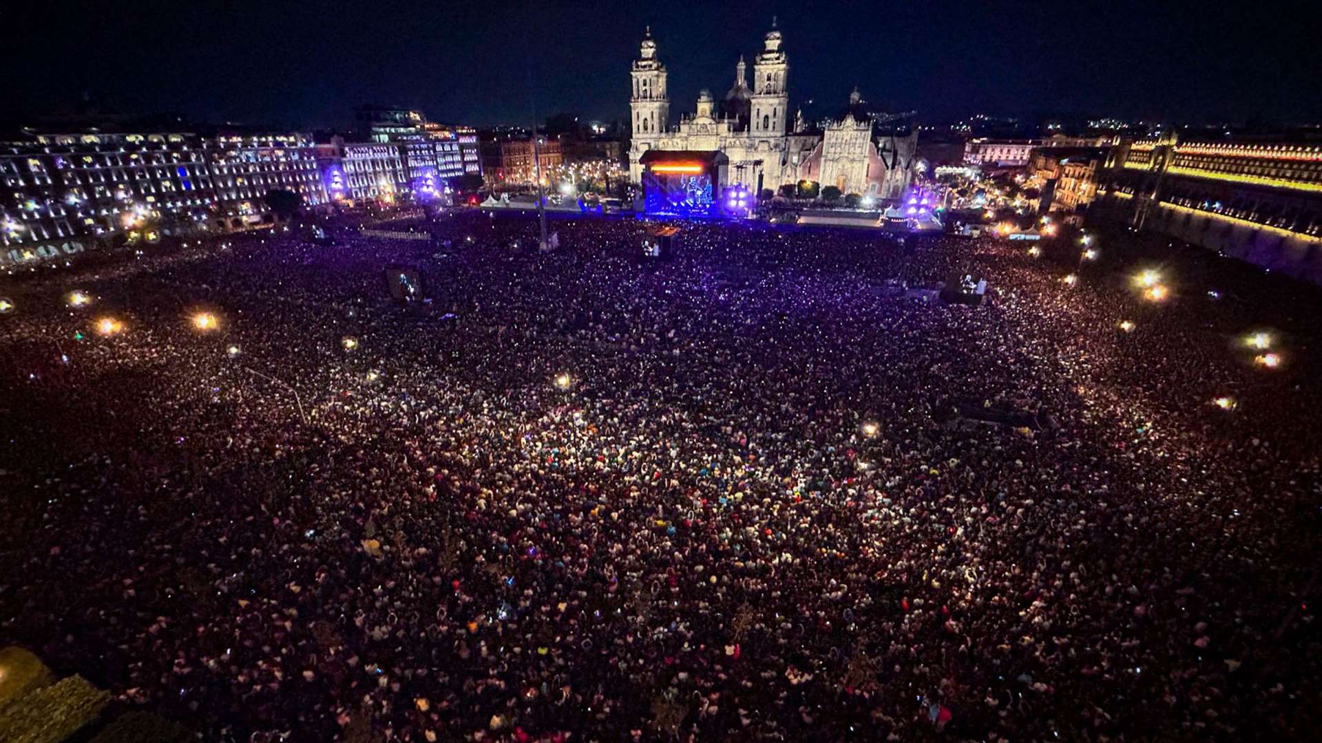 Concierto Gratis de La Arrolladora en Zócalo