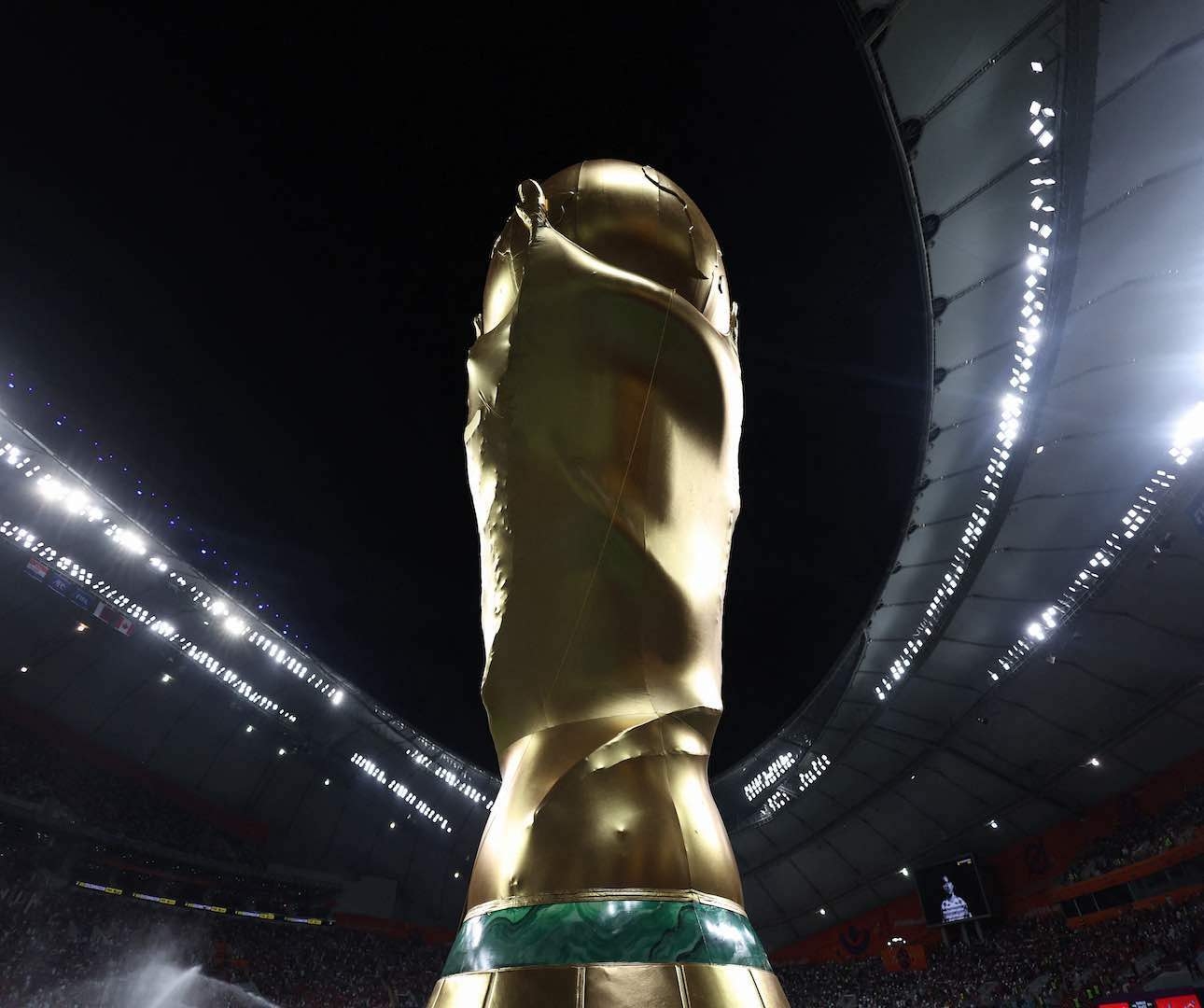 Cuánto pesa la Copa del Mundo