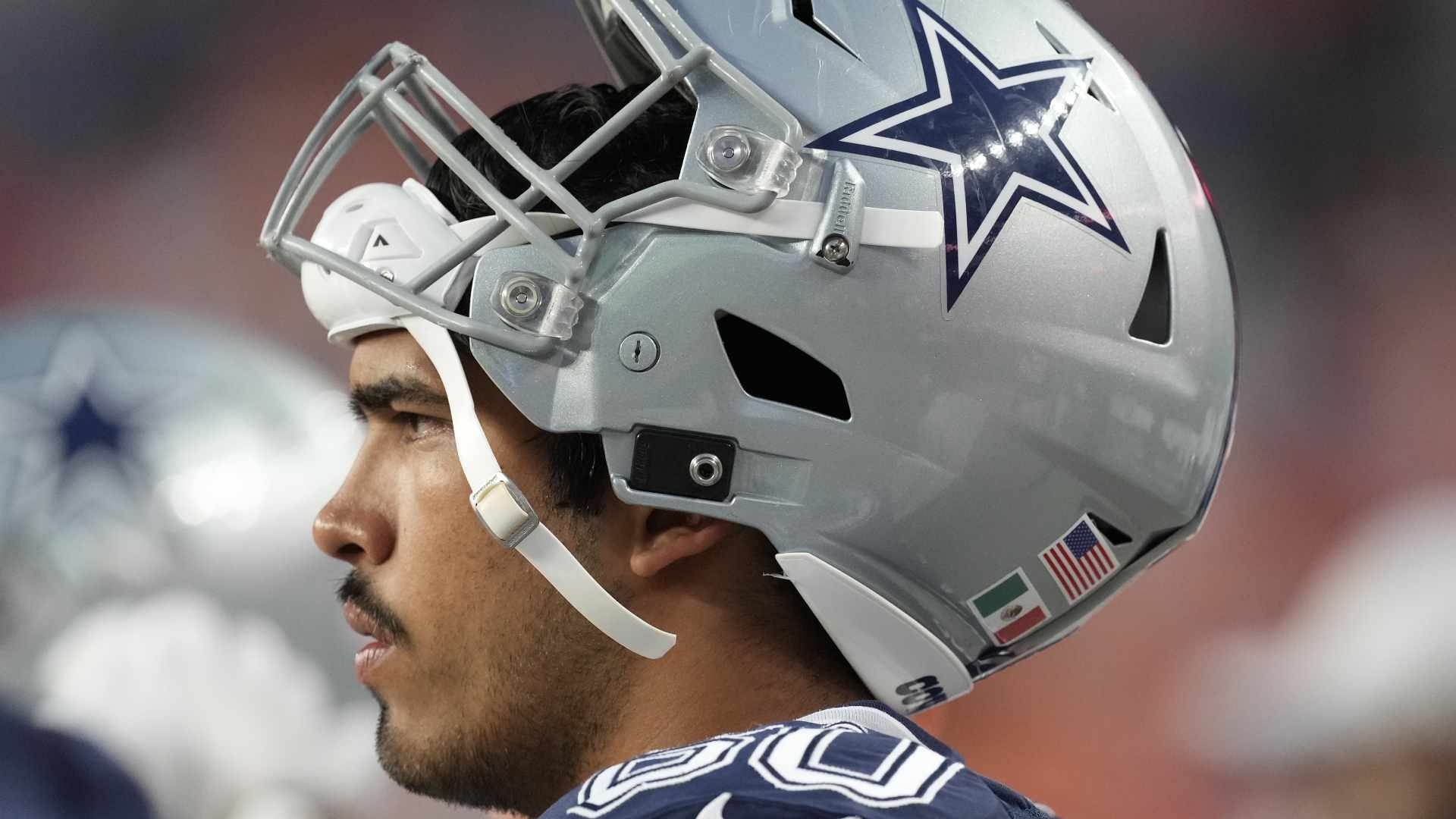 Isaac Alarcón Firma Con Los Dallas Cowboys N