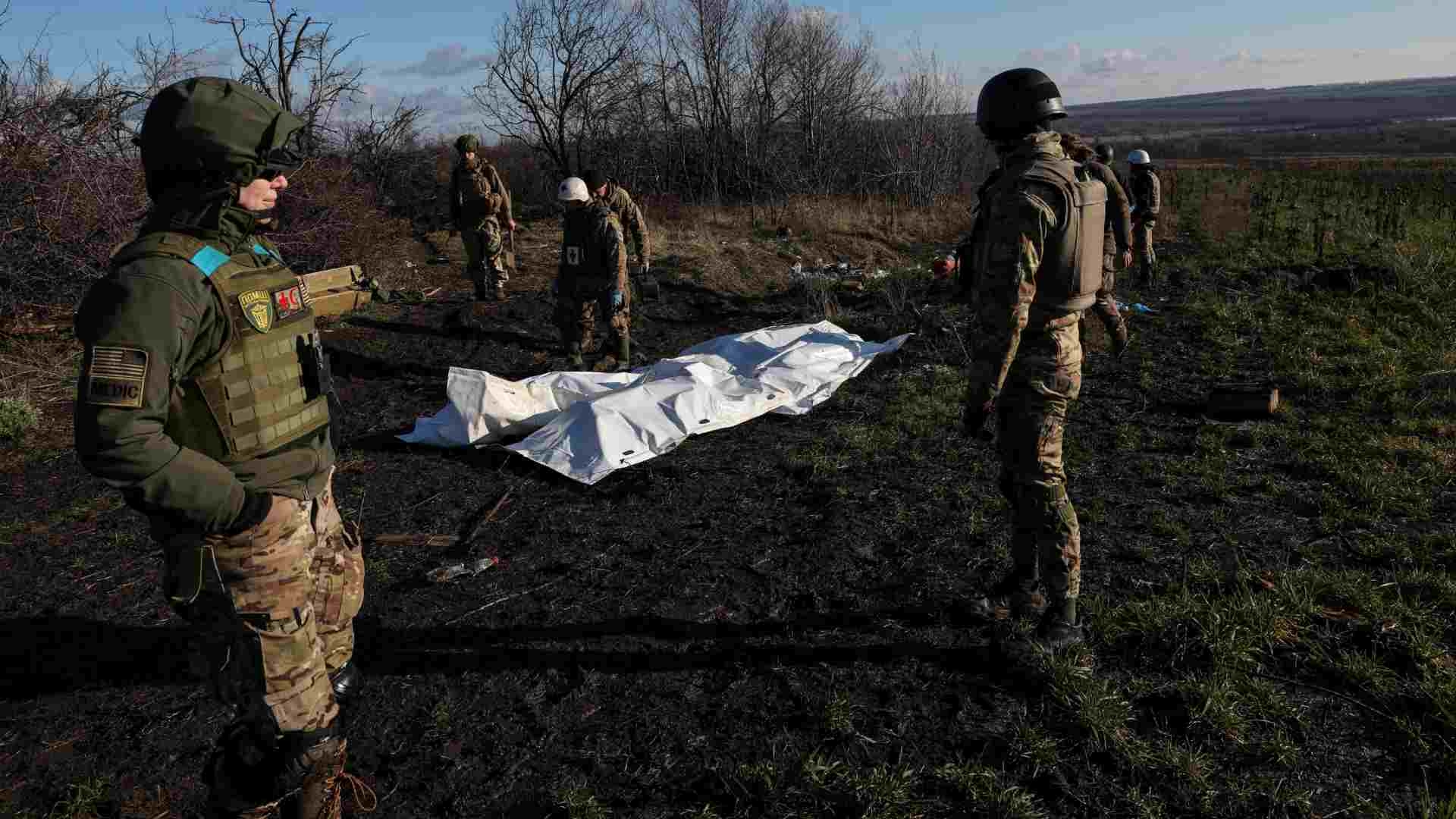 Bombardeo En Ucrania: Rusia Confirma 63 Soldados Muertos | N+