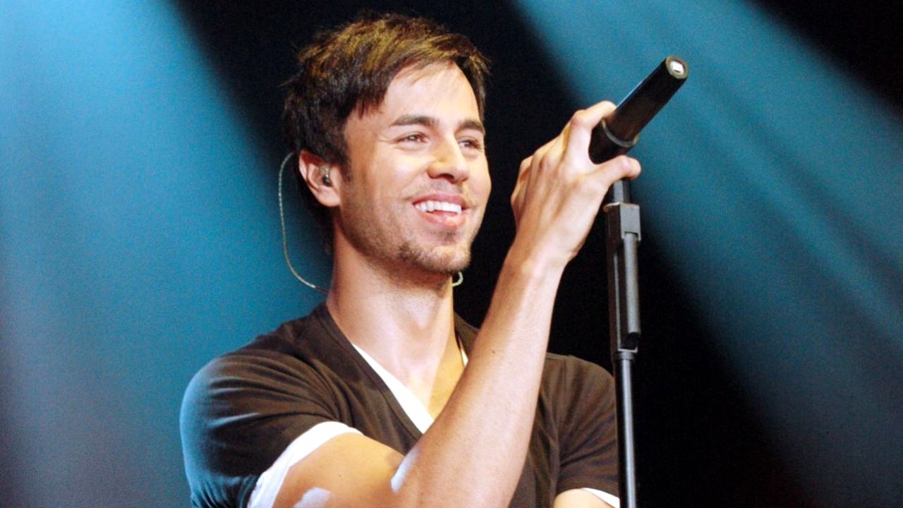 Enrique Iglesias No Estará en Festival Emblema, Tiene Neumonía N+