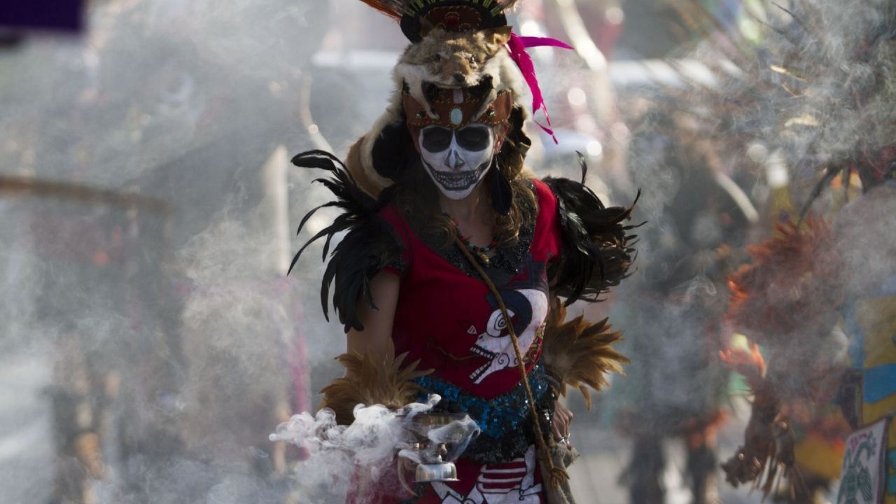 IECOS - En México, celebramos el día de muertos pero… ¿Conoces como inicio  todo? Cuenta la leyenda que en la noche de Mictlantecuhtli, los señores de  Mictlán lucen elegantes. Mictecacíhuatl, diosa del