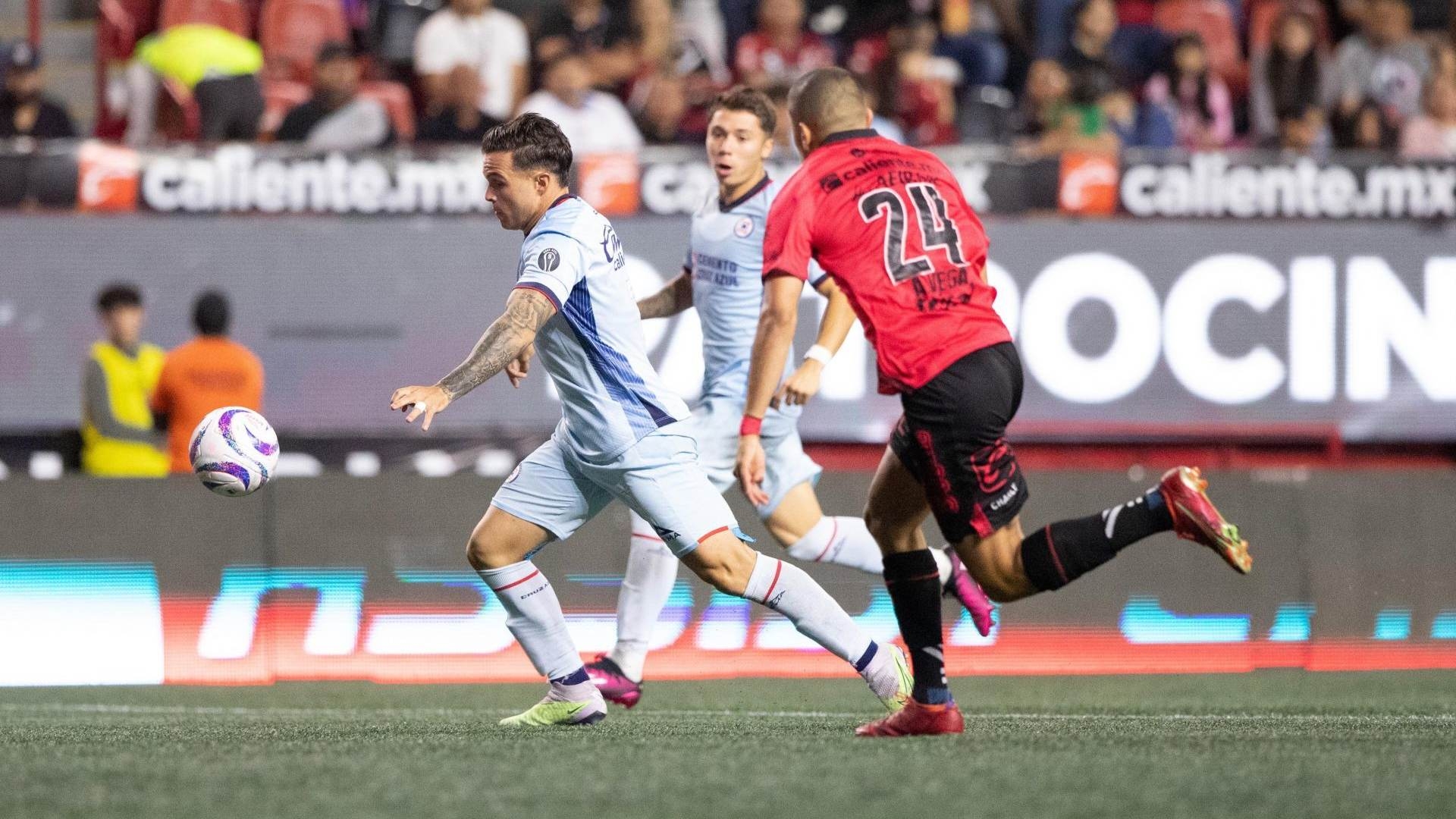 ¿A Qué Hora Juega Cruz Azul vs Xolos? En Este Canal Transmiten el