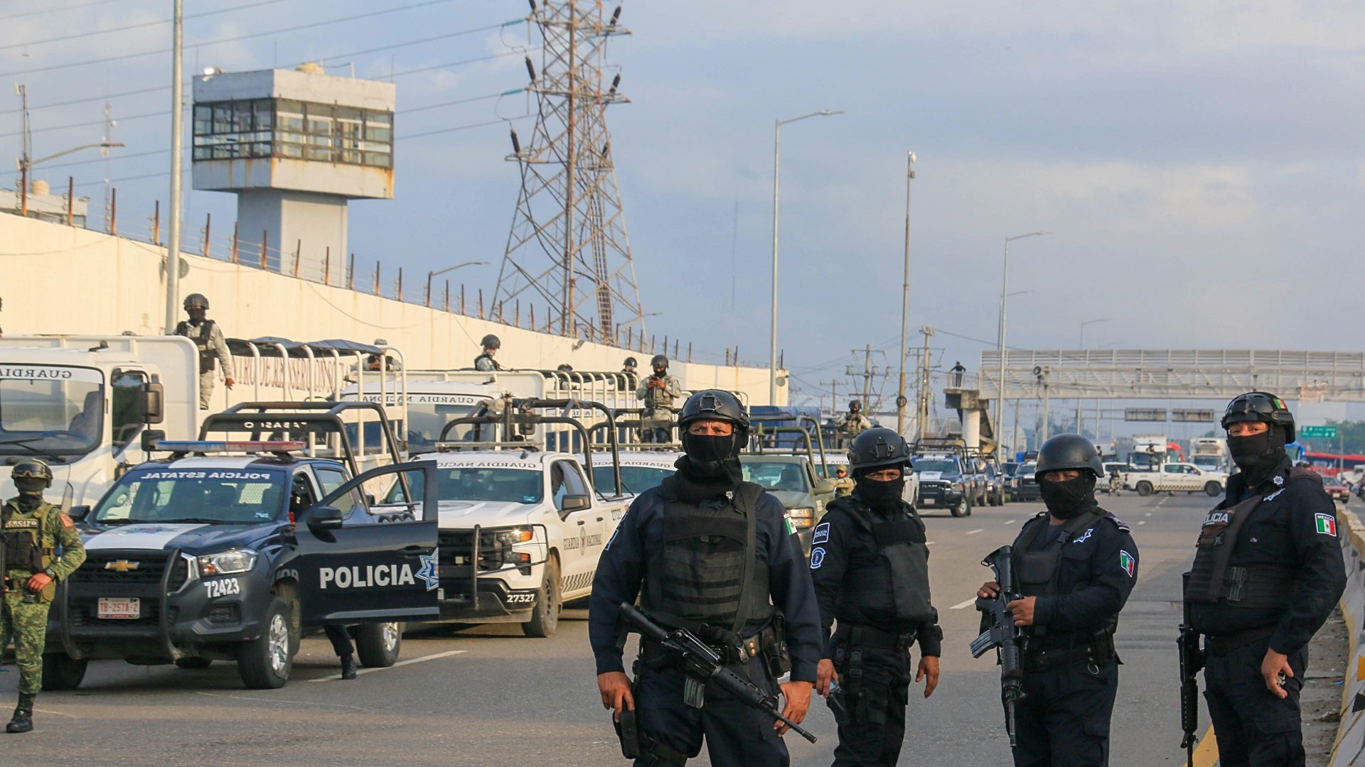 Qué Está Pasando en Tabasco? Sheinbaum Abre Investigación por Motín en Cárcel y Reos con Armas | N+