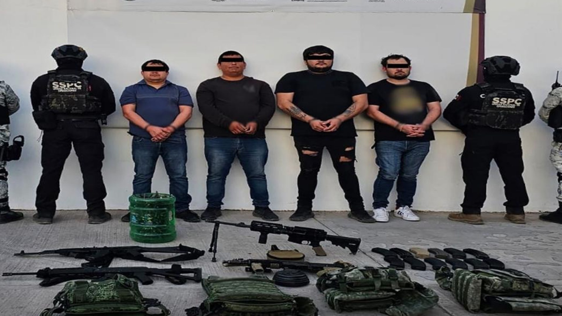 Detienen a 4 Integrantes de 'Los Chapitos' en Culiacán entre Ellos 'Berna'  o 'Chupón | N+