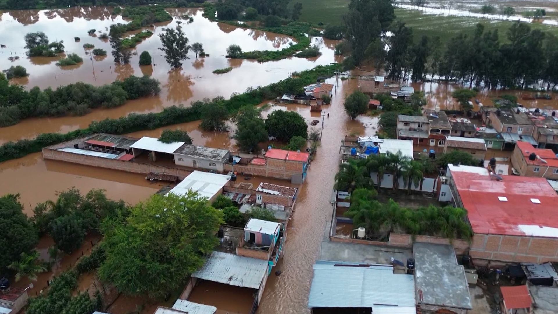 Lluvias Intensas Provocan Desbordamientos en Ocotlán, Atotonilco y ...