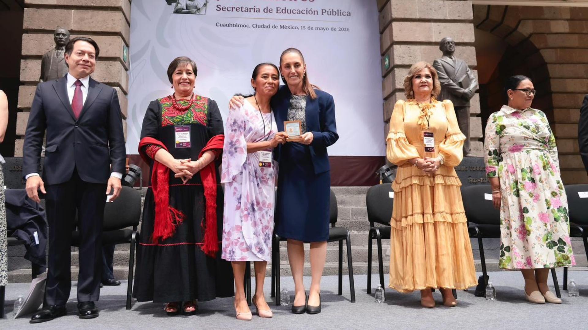 Aumento Salarial a Maestros 2026: Sheinbaum Anuncia Incremento a Sueldos Hoy 15 de Mayo | N+