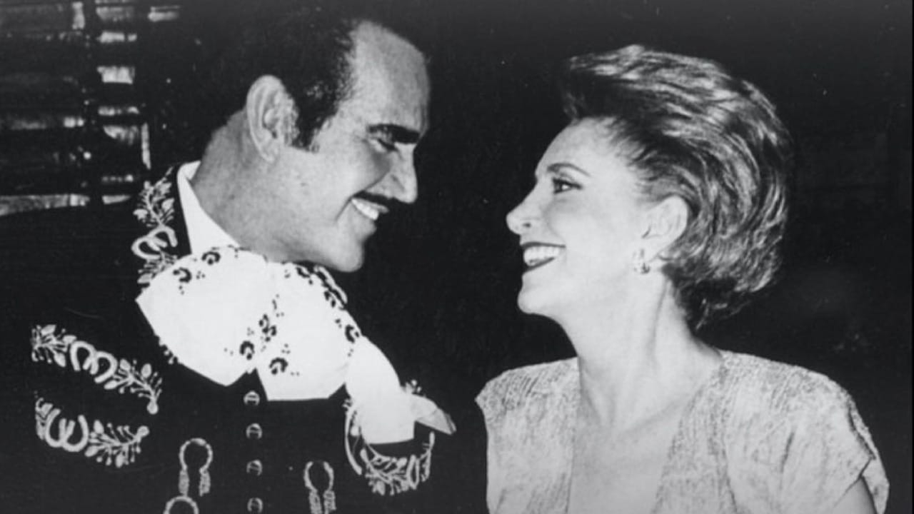 Así nació relación de Vicente Fernández y Cuquita | N+