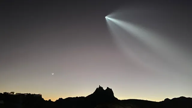 Destello por Despegue de Cohete Falcon 9 Causa Asombro en México