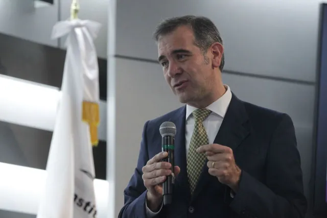   Reforma INE 2022: mexicanos apoyan democracia 'más barata'