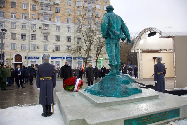 Estatua de Fidel Castro en Moscú
