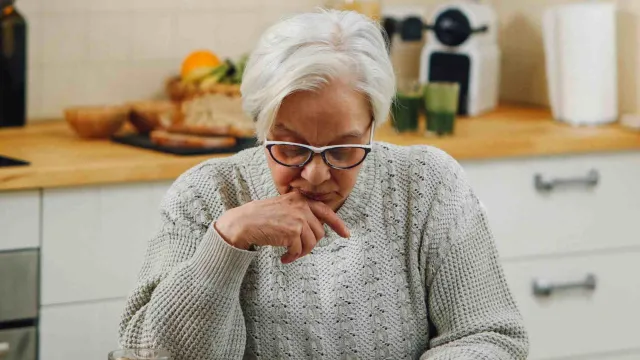 Adultos mayores siguen trabajando en Alemania después de los 67 años