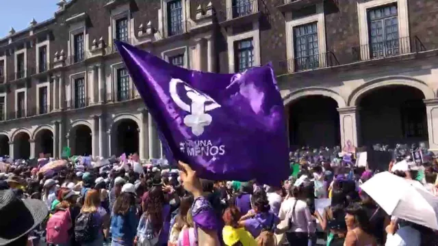 Miles de mujeres participaron en las marchas de Toluca, sin incidentes mayores