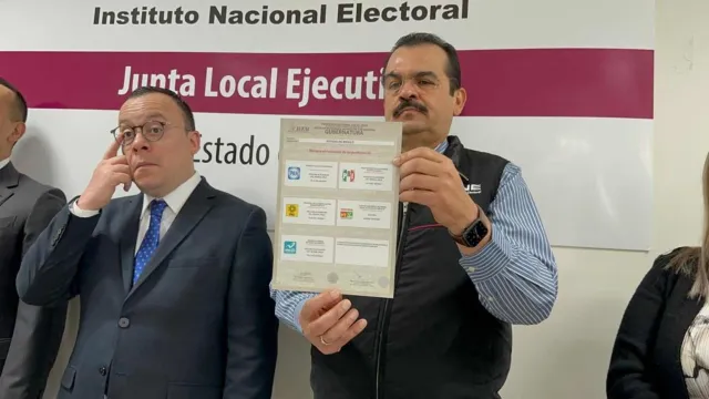 Mostraron la boleta electoral que llenarán los internos para votar. Foto: Ximena García | N+