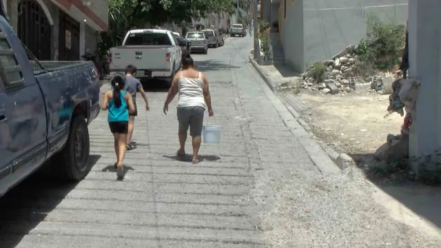 Familias temen por nuevos cortes de agua ante la crisis hídrica. Foto: N+