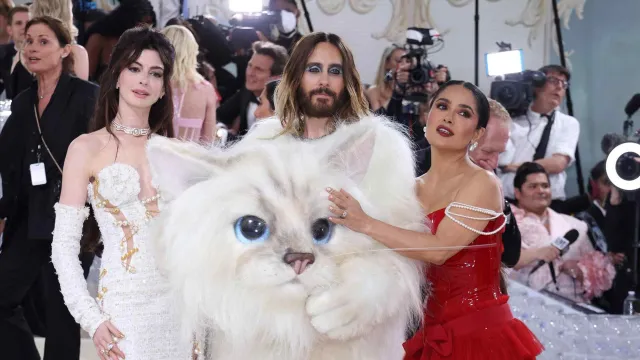 Varios famosos se tomaron foto con Jared Leto