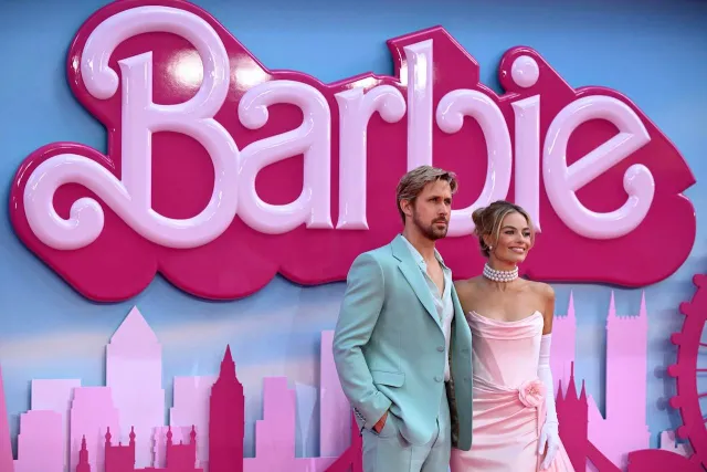 Margot Robbie y Ryan Gosling en el estreno de Barbie en Londres