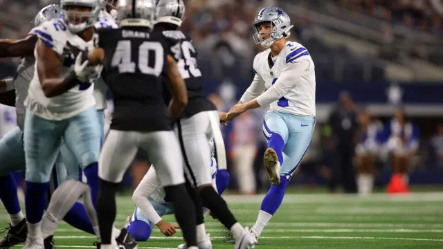 Aubrey conectó de buena forma un gol de campo ante los Raiders. Foto: Reuters