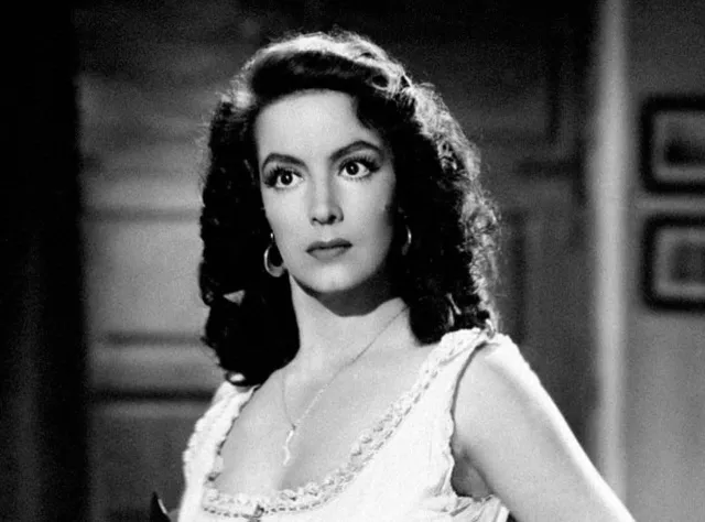 María Félix en la película ‘La corona negra’, de 1951