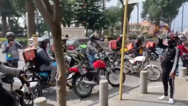 Motociclistas dicen ser acosados por policías por haber cometido alguna falta administrativa | Foto: Yair Molina | N+