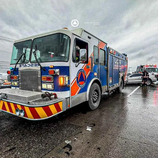 Labores de Rescate Tras Choque en la Carretera 57 | Foto: PC el Marqués