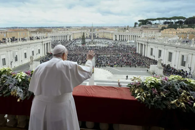 El papa Francisco desde la Basílica de San Pedro