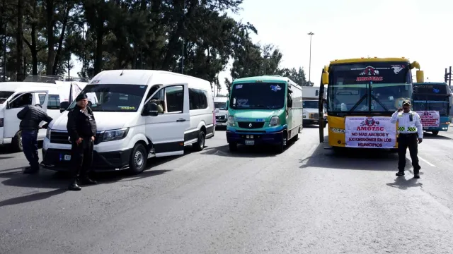 Transportistas en Calzada Zaragoza