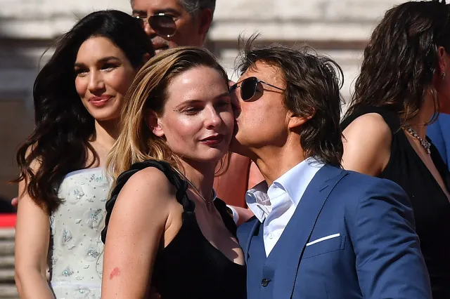 Rebecca Ferguson y Tom Cruise en el estreno de Mission: Impossible