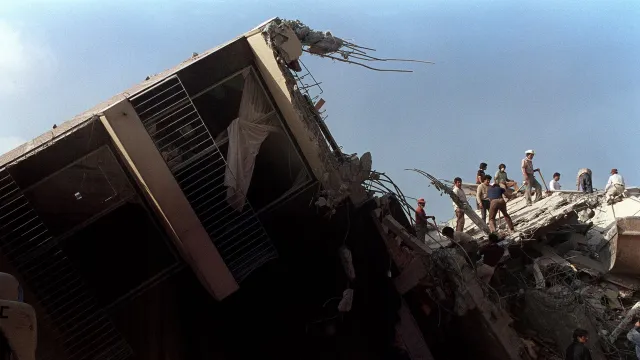 Edificio caído durante el sismo del 19 de septiembre del 85