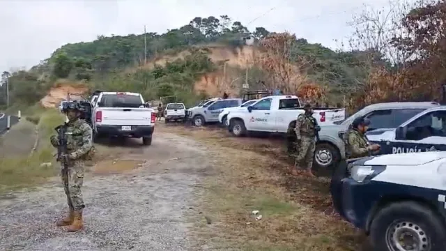  La emergencia pudo haber sido provocada por un presunto intento de perforación clandestina al ducto de PEMEX | Foto: Mónica Ricardez | N+